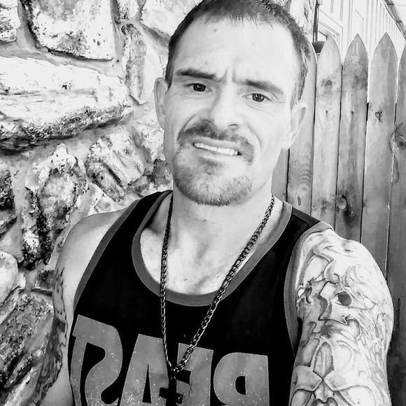 Meet your Posher, Ricky - Picture 1 of 1